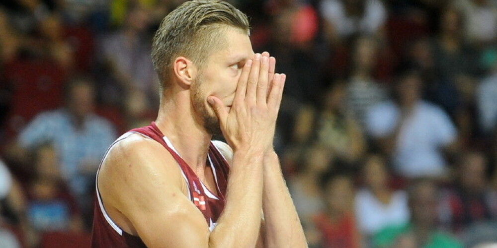 Latvijas basketbola izlase pārbaudes mačā zaudē Francijai