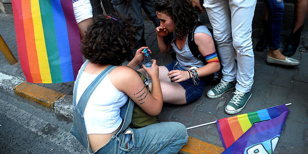 Stambulā aizliegts šomēnes plānotais geju praids