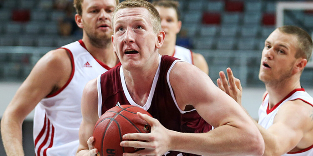 Latvijas izlases basketbolists Šmits vēl divas sezonas spēlēs spēcīgajā ACB līgā