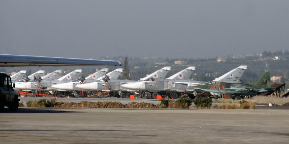 Krievija Sīrijā bombardē ASV atbalstītos nemierniekus, kuri cīnās pret "Islāma valsti"