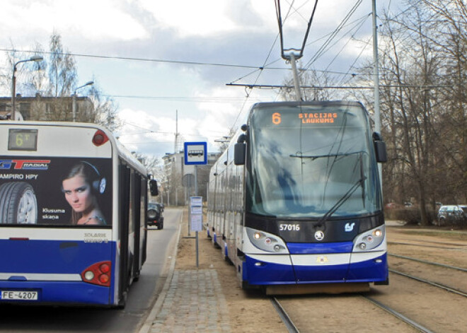 Zināms, kuros sabiedriskajos transportos maijā pārvadāts visvairāk pasažieru