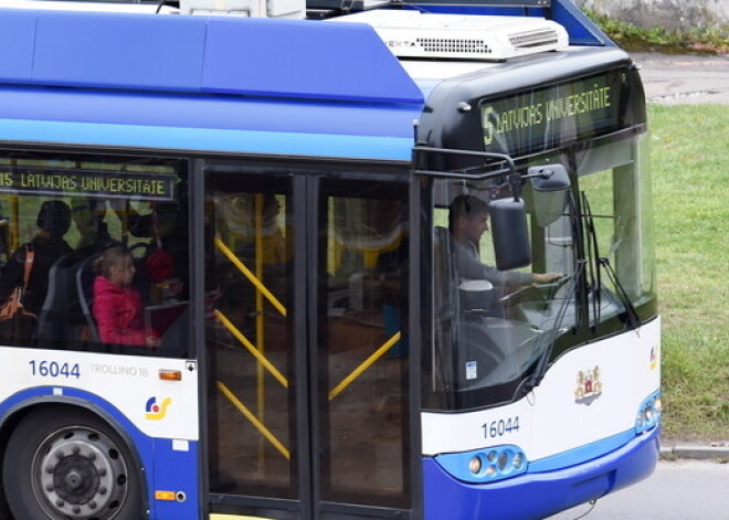 6.tramvajs, 15.trolejbuss un 3.autobuss ir pilnākie maršruti Rīgā