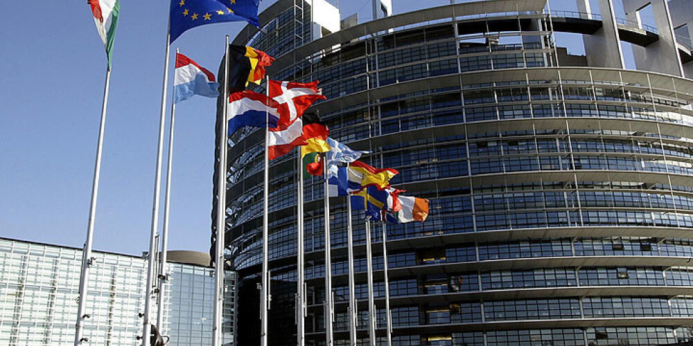 Eiropas Parlaments mudina Lielbritāniju strauji izstāties no Eiropas Savienības