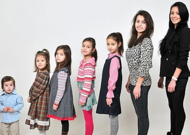 Septiņu bērnu mamma Kristiāna: "Ir bijis pat nosodījums - kam tev vajag tik daudz bērnu"