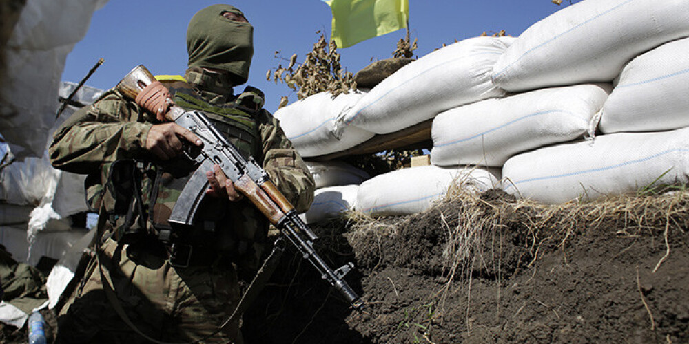 Aizvadītajā diennaktī Ukrainas austrumos gājuši bojā trīs karavīri