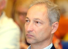 Bijušais tieslietu ministrs aicina prokuratūru izvērtēt Juraša paziņojumu par piedāvāto kukuli.