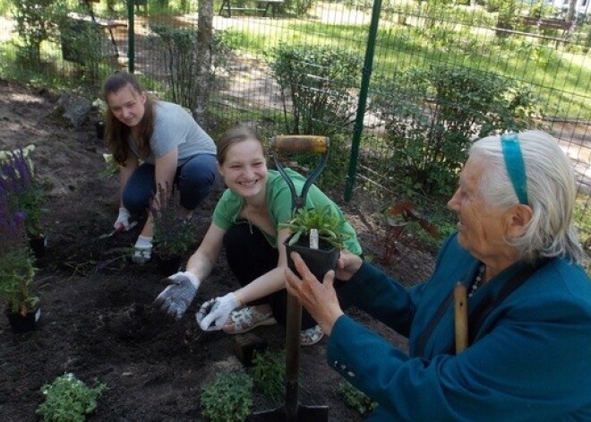 Pansionātā "Stella maris" īsteno projektus senioru dzīves kvalitātes uzlabošanai