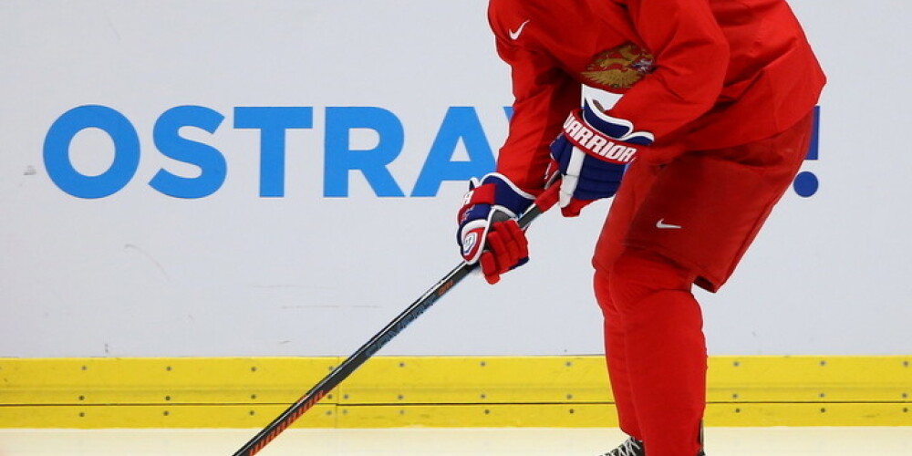 Rīgā dzimušais hokejists Tihonovs pamet NHL un spēlēs pie Znaroka un Vītoliņa