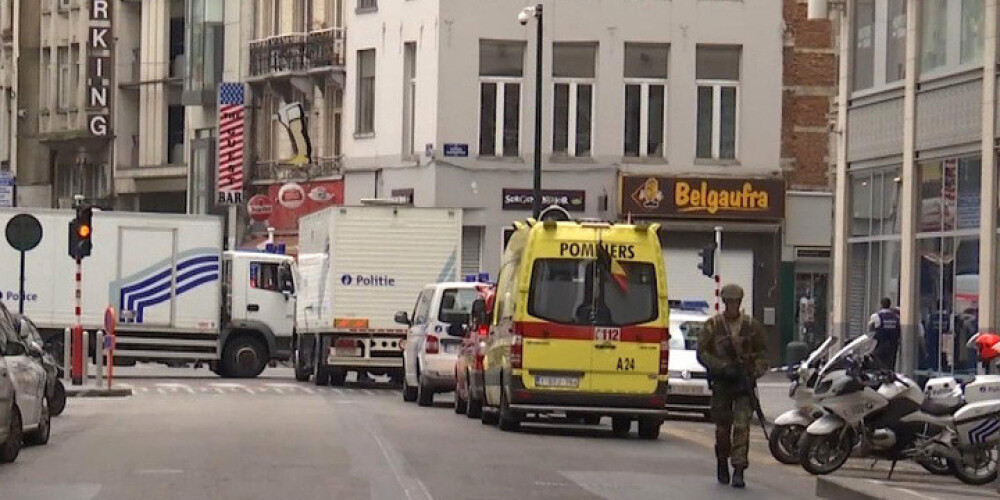 Terora trauksme Briseles centrā - students noturēts par teroristu