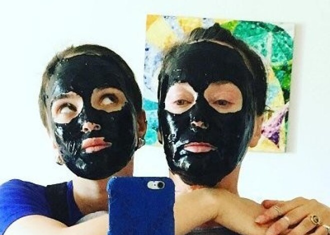 Лариса Гузеева ответила Анастасии Волочковой на «грязные» фото