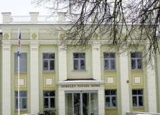 Dobeles novada domes priekšsēdētājs Andrejs Spridzāns uzsvēra, ka liela uzmanība būs jāpievērš bojāgājušās sievietes bērnu turpmākajām gaitām.