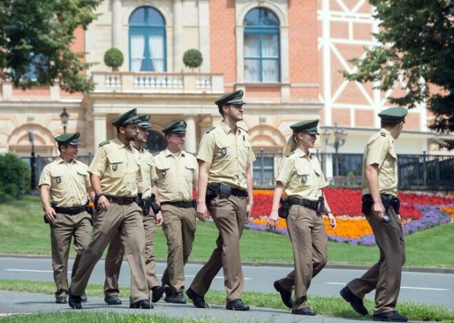 Policija: Vācijā varētu būt 410 potenciālu teroristu