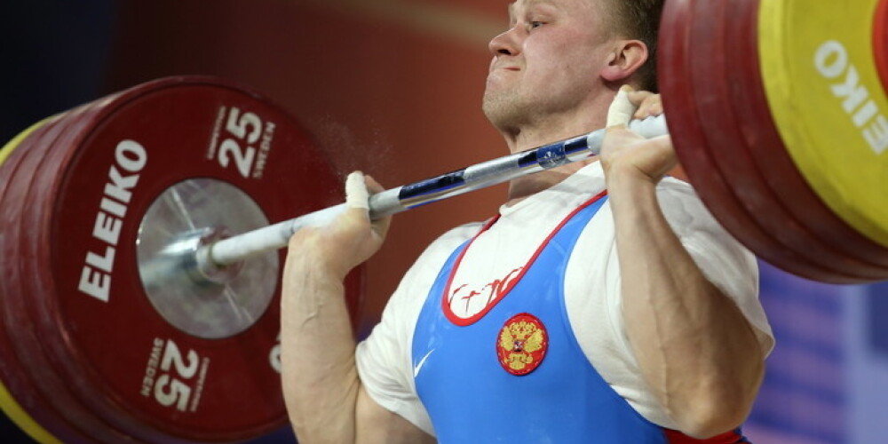 Krievijas svarcēlāji diskvalificēti no olimpiskajām spēlēm