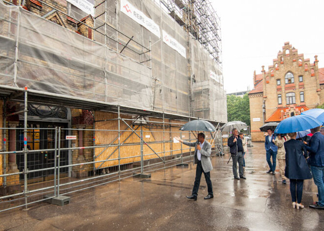 Restaurē vēsturiskās fasādes Rīgas 1. slimnīcas un Latvijas Ugunsdzēsības muzeja ēkai . FOTO