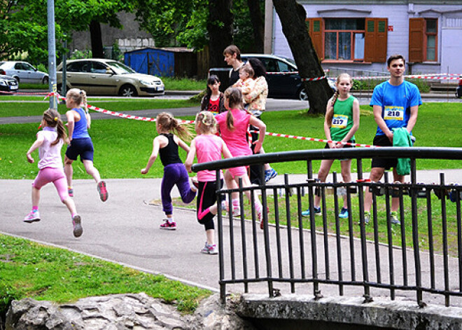 Aicina piedalīties skriešanas seriāla "Izskrien Rīgu!" ceturtajā posmā