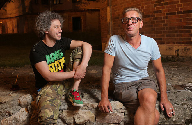 Dāvidam šķiet, ka Horens ir kļuvis dīvains. Horens to uztver mierīgi.