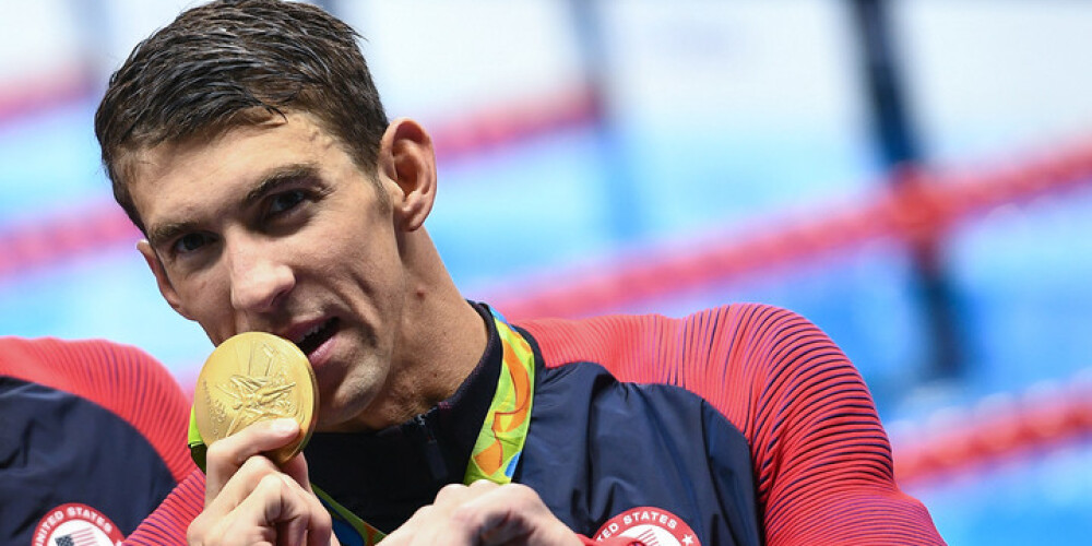 Felpss turpina krāt olimpiskos zeltus! Jau trešais Rio un 21. karjerā