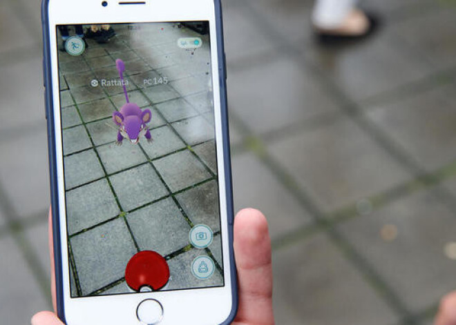 Sieviete Maskavā ziņo policijai, ka viņu izvarojis pokemons