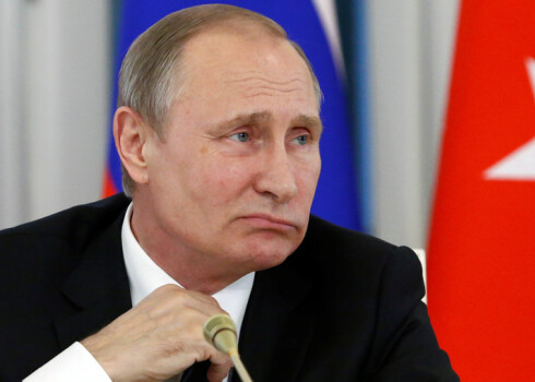 Putins: "Pēc visa spriežot, šie cilvēki, kas savulaik sagrāba varu Kijevā un turpina to noturēt, tā vietā, lai meklētu mierīga noregulējuma iespējas, ir pārgājuši pie terora prakses."