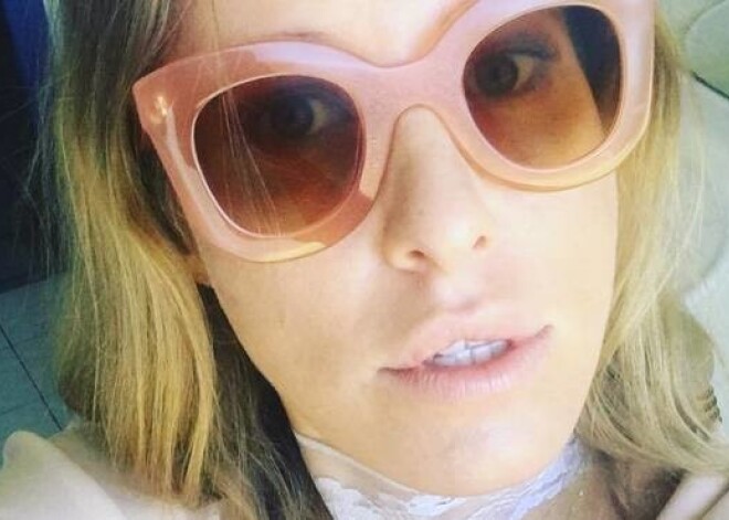 Беременная Ксения Собчак опубликовала новое фото, на котором виден ее живот