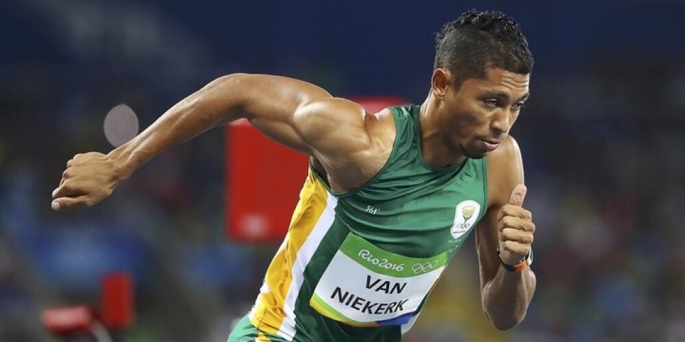 Dienvidafrikānis van Nīkerks pārspēj leģendārā Maikla Džonsona pasaules rekordu 400 metros. VIDEO
