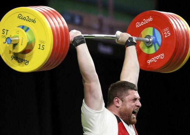 Gruzijas svarcēlājs Rio sasniedzis visu laiku labāko rezultātu svarcelšanas vēsturē