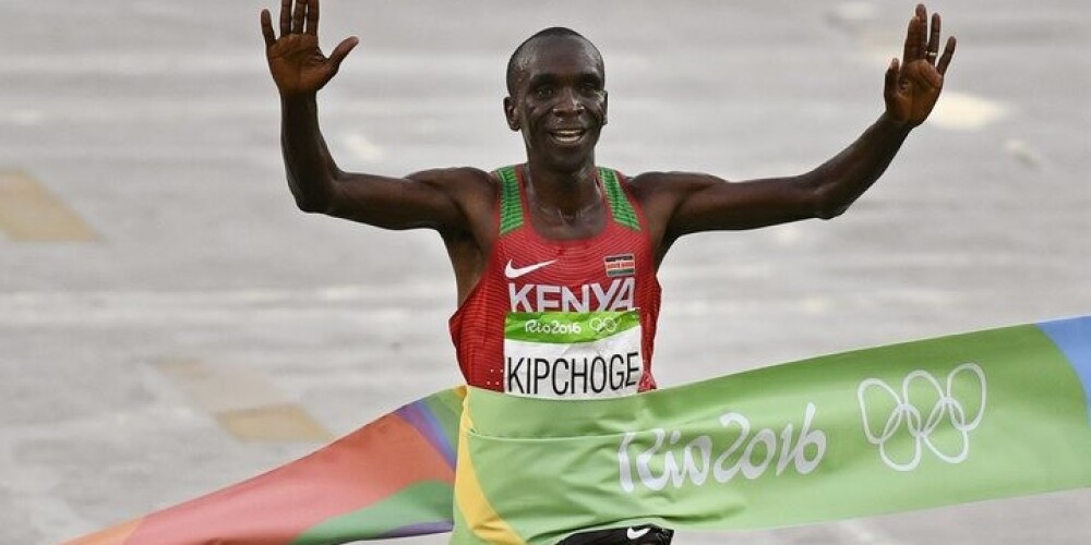 Vieglatlētika Rio noslēdzas ar kenijieša uzvaru maratonā