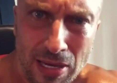 Концерт порно атасы жас қызды трахает Шоу-бизнес жұлдыздары ең жақсы гламурлық эротика