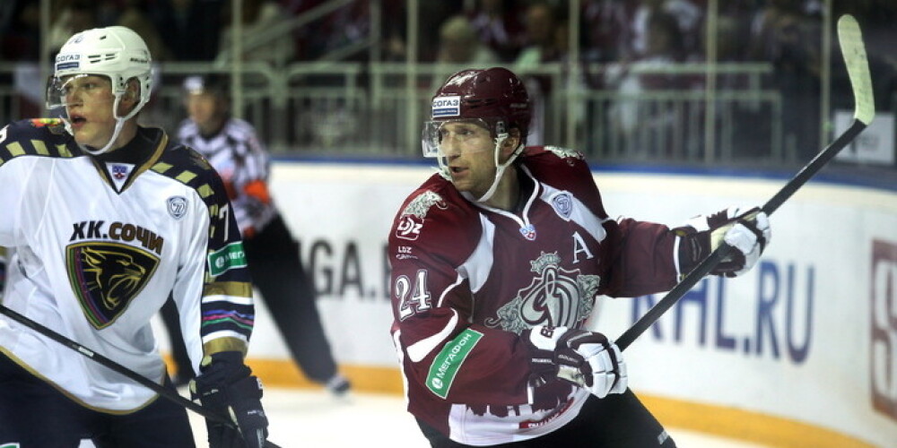 Rīgas "Dinamo" jauno KHL sezonu sāk ar zaudējumu