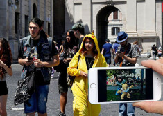 Vai tiešām miljoni jūk prātā? Pokemonu invāzija Latvijā un pasaulē