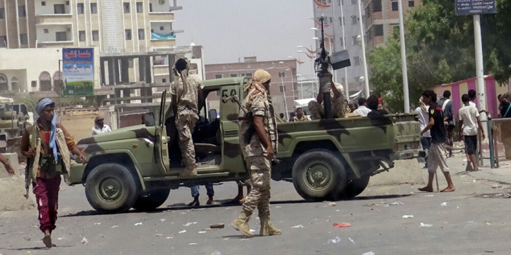 Teroraktā Jemenā nogalināti 71 cilvēks; atbildību uzņemas "Islāma valsts"