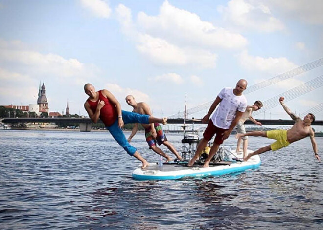 "Gain Fast" pamatīgi sakuļ likteņupes Daugavas ūdeni. VIDEO