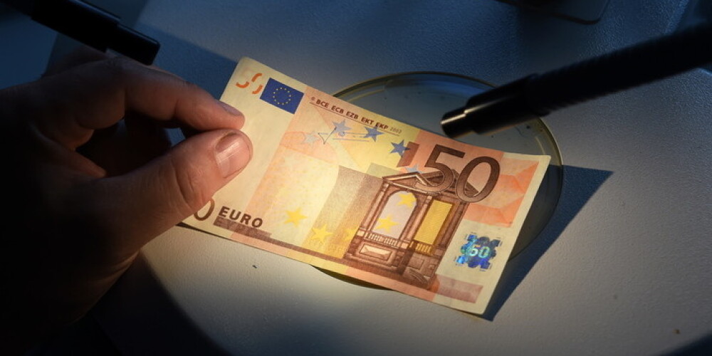 Par 100 000 eiro nopirkts aprīkojums netika izmantot, Atklāj, ka neefektīvi iztērēta ES prezidentūras nauda