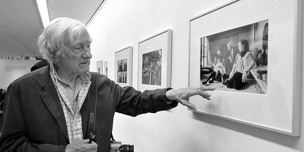 93 gadu vecumā miris franču fotogrāfs Marks Ribū