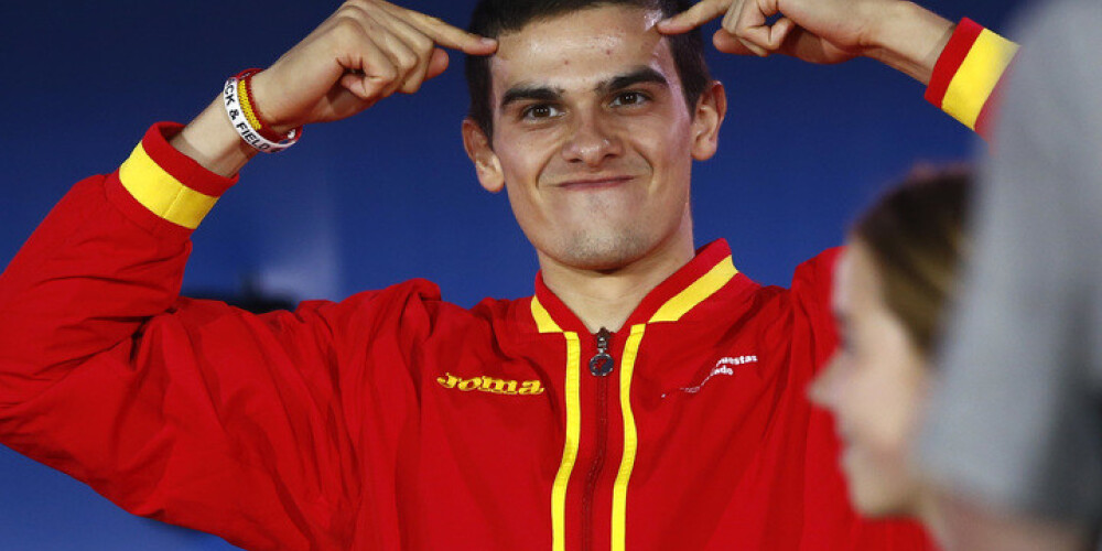 Šī gada Eiropas čempions 200 metru sprintā Ortelano guvis smagu rokas traumu