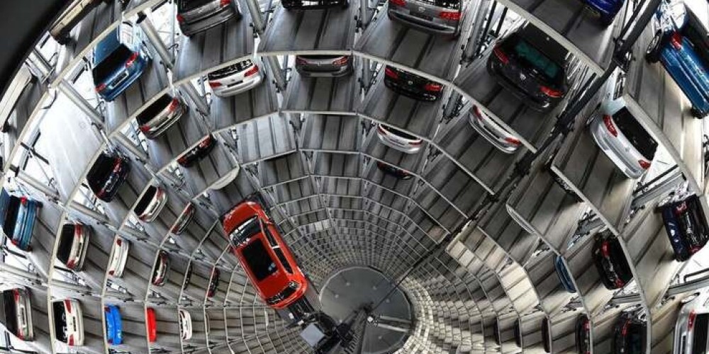 "Bosch" palīdzējis slēpt "Volkswagen" kaitīgo izmešu falsificēšanas ierīces