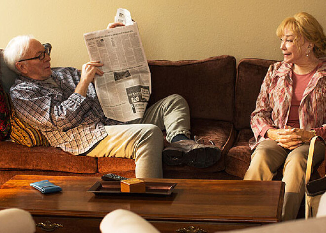 Absurds: pirms teju 35 gadiem šķirta laulība joprojām ir spēkā