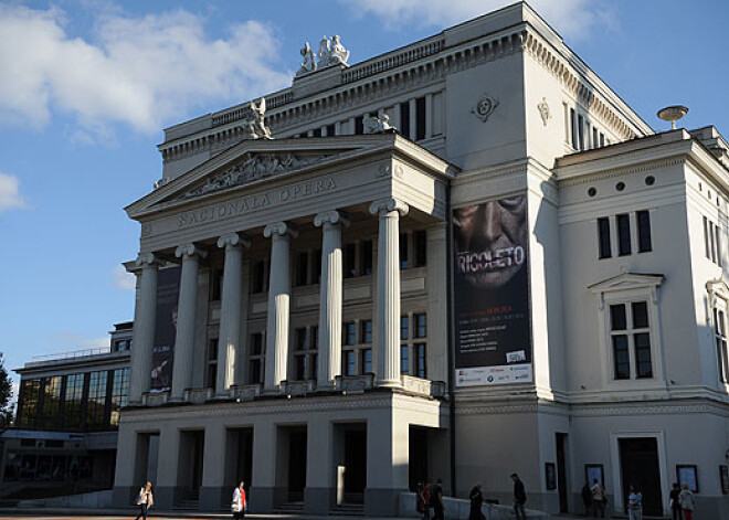 Operas apzagšanā cietuši vismaz astoņi mākslinieki – zaudējumi mērāmi vairākos tūkstošos