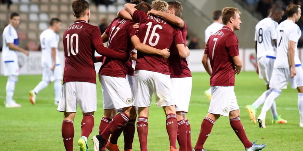 Latvijas futbola izlasei ievērojams kāpums FIFA rangā