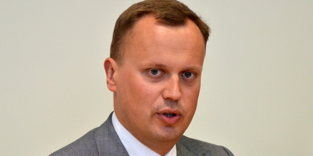 Parlamentārais sekretārs: "airBaltic" drošības kontrolei ir jābūt vēl stingrākai