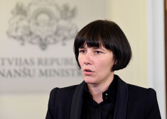 Finanšu ministre Dana Reizniece-Ozola.