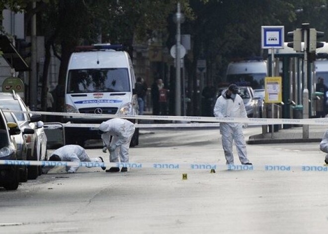 Pašā Budapeštas sirdī nograndis sprādziens; ievainoti divi policisti