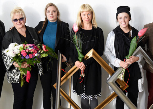 Četras topošās mākslinieces saņēmušas mecenātes Ināras Teterevas stipendiju mākslā. FOTO