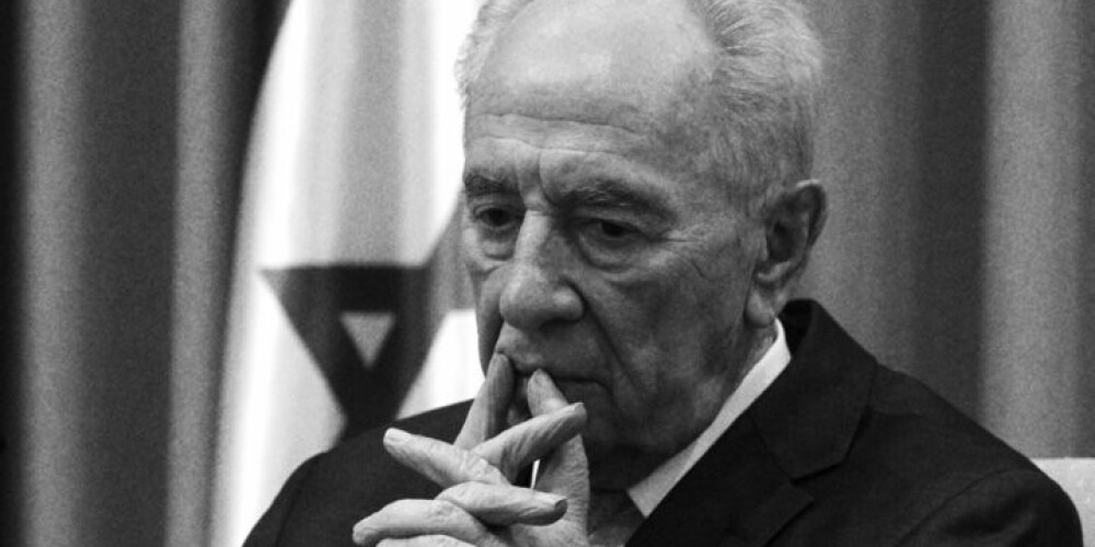 Šonakt miris bijušais Izraēlas prezidents Peress