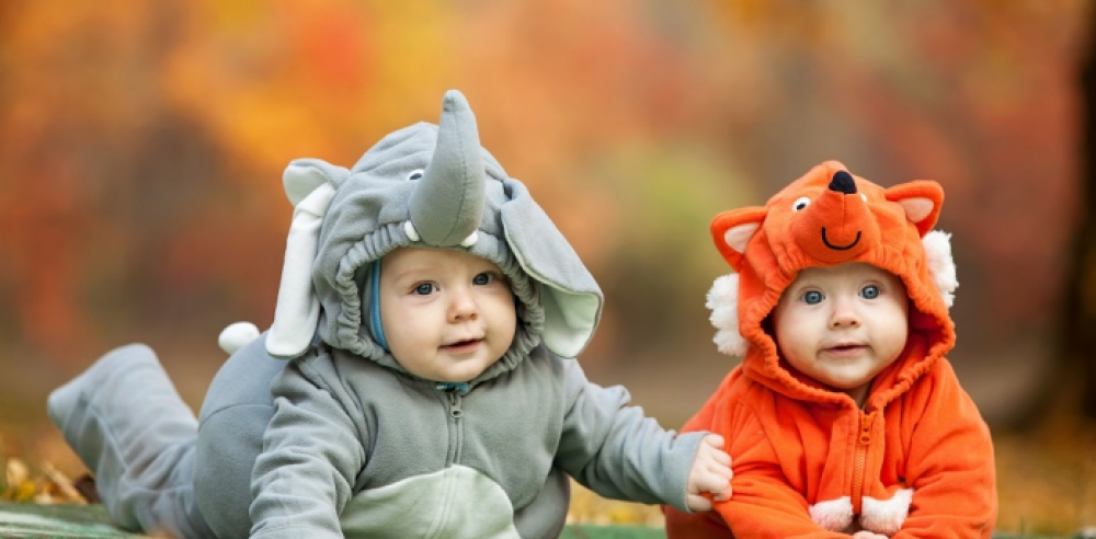 Praktiski padomi, kā ģērbt mazuli rudenī. Izrādās, pārkarst ir pat sliktāk nekā nosalt