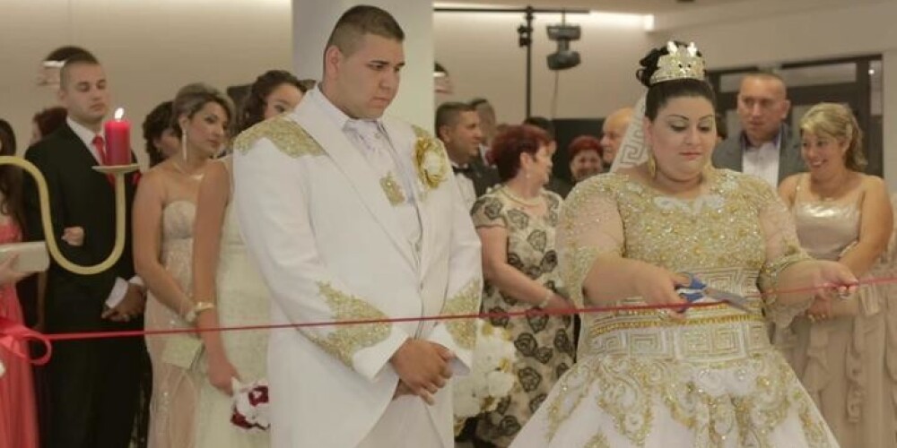Цыганский свадебный видеоролик с дождем из евро и золота взорвал интернет