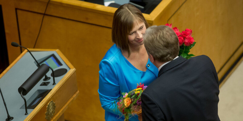 ... bet mums tā bija pirmajiem! Latvieši priecājas par sievieti Igaunijas prezidenta krēslā