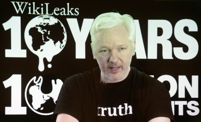 "WikiLeaks" dibinātājs Džūljens Asanžs.