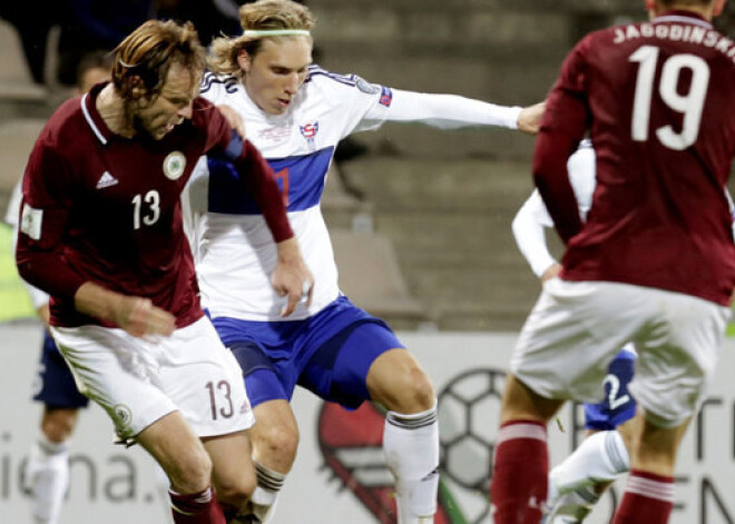 Arvien trakāk un trakāk! Fēru salu futbolisti ierāda vietu Latvijas izlasei. FOTO