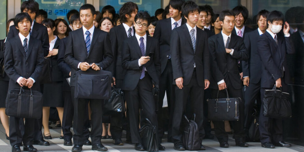 Piektajai daļai Japānas darbaspēka draud nāve no pārstrādāšanās